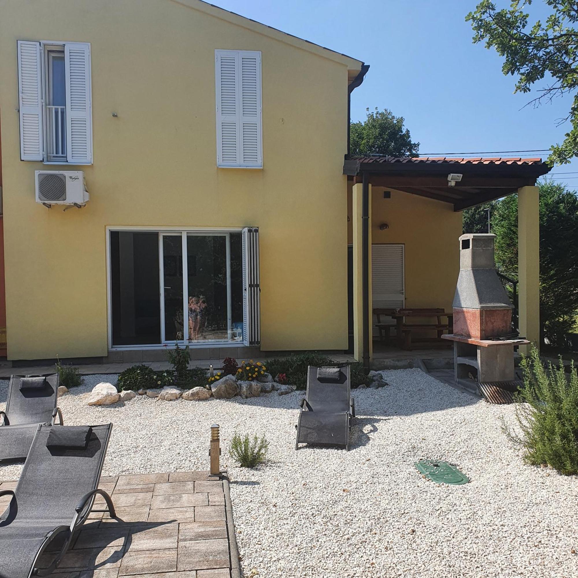 Dee's House&Pool Villa Labin  Buitenkant foto